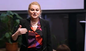 Prof. Dr. Deniz Ülke Kaynak I Yaptığımız Aramalar Bizim Kimliğimizi Ele Veriyor!