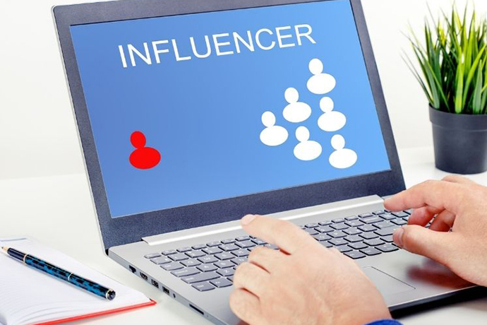 Etkili Influencer İş Birlikleri