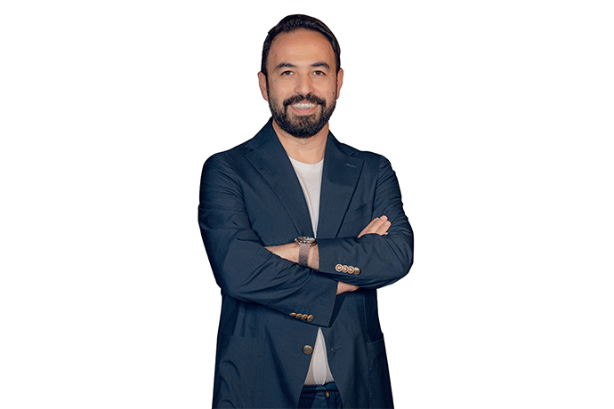 Özgür Bolat Kitapları Ve Çocuk Yetiştirme Üzerine Görüşleri690x460