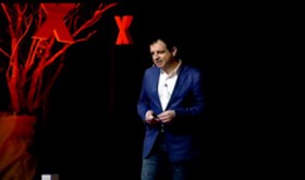 Bildiğimiz Ezberleri Bozmak Dünyamızı Geri Kazandıracak | Tunç Berkman | TEDxIzmir