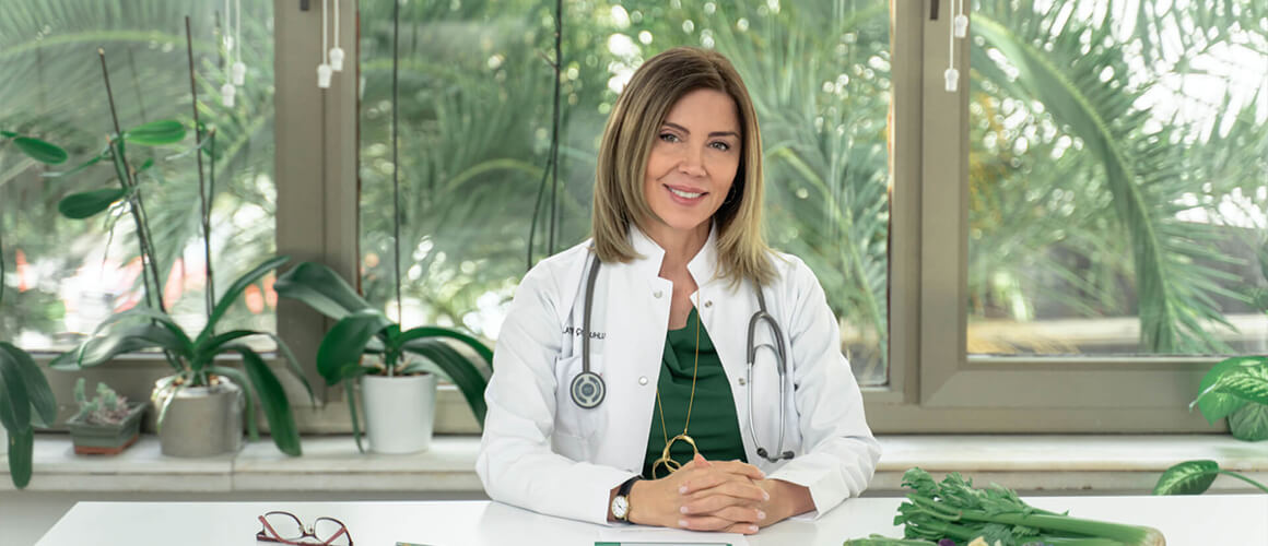 Dr. Ayşegül Çoruhlu 