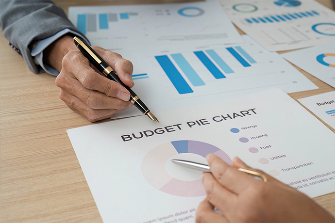 Konuşmacı Ücretini Etkileyen 7 Faktör Infografik