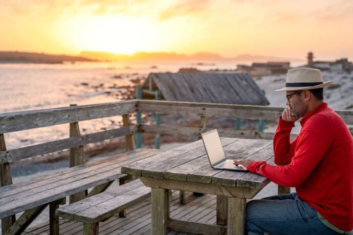 Dijital Nomad Yaşam Tarzı 690X460