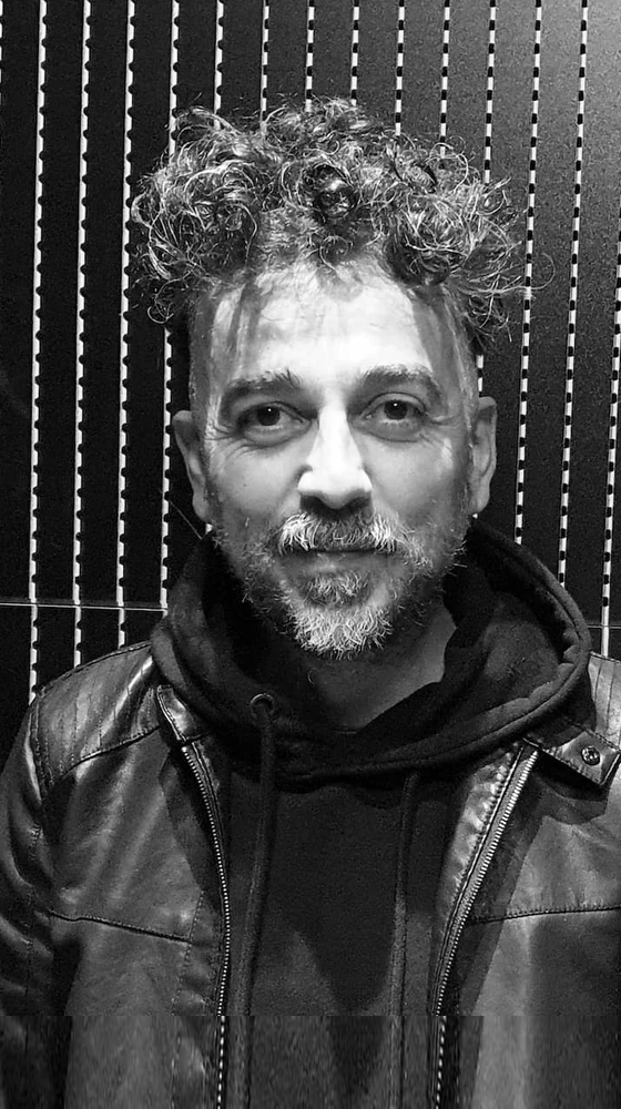 Selçuk Artut - Sanatçı ve Akademisyen , Keynote Konuşmacı