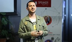 Sertaç Doğanay | Talks Digital | Dijital Sağlık Teknolojileri