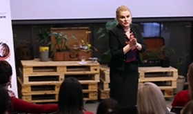 Prof. Dr. Deniz Kaynak I Bütün Sosyal Değişimlerin Kökeninde Teknolojik Değişimler Yatar!