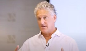 Balancing Opportunities and Risks in Overseas Investment