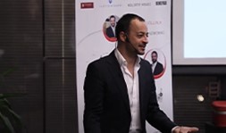Sektörü Değiştiremiyorsan Sektörünü Değiştir