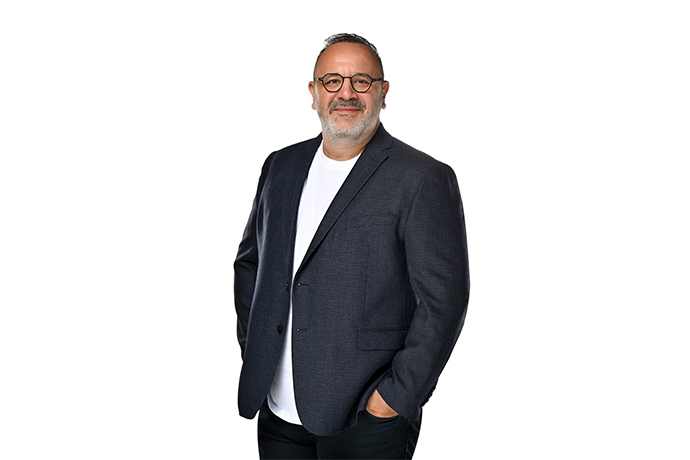 Yüce Zerey Kimdir690x460