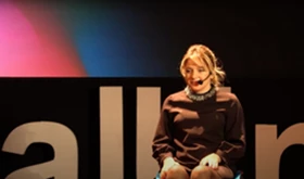 Hayata Tutkunla Sarıl! | Kübra Denizci Keskin | TEDxYildizTechnicalUniversityWomen