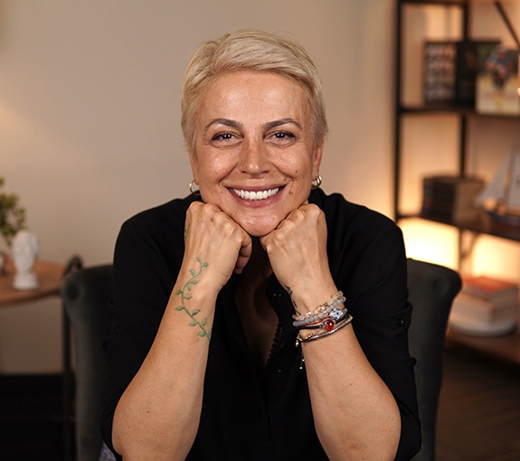 ALEV TEKİNAK ÖZDERİCİ