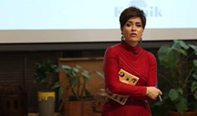 Özlem Gürses | Hayallerin Peşine Düşmeye Devam Etmek Lazım