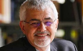 PROF. DR. ERHAN ERKUT 2