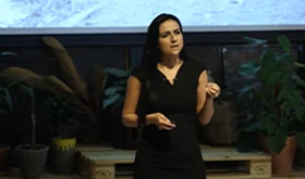 Dilek Livaneli | Speaker Agency Human Talks | Sosyal Değişim ve Girişimcilik Nasıl Gerçekleşir?