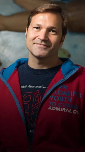 SAVAŞ KARAKAŞ