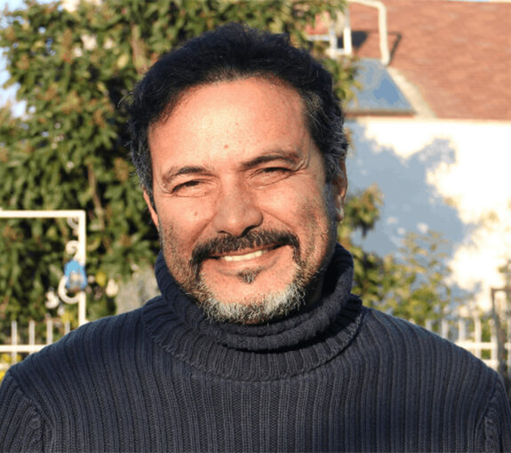 AHMET ŞERİF İZGÖREN