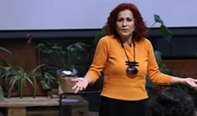 Betül Arım | New Year Talks | Ağzmızdan Çıkan Laflar, Beynimizden Çıkan Düşünceler Kaderimiz Oluyor