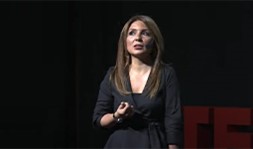 Fark Et, Keşfet, Engel Olma! | ESRA ODABAŞI | TEDxYouth@VizyonKoleji
