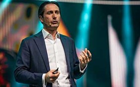 DR. MARK VAN RIJEMENAM 2