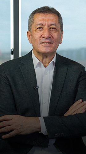 PROF. DR. ZİYA SELÇUK