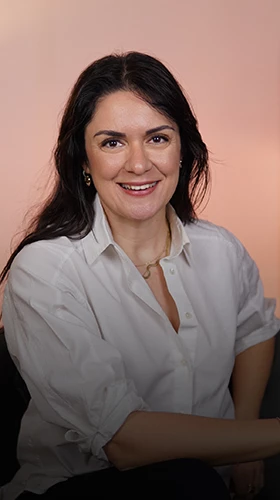 Selen Baranoğlu  - Yazar & Eğitmen | Yaşamda Sadeleşme ve Zihinsel Yük Yönetimi Uzmanı, Keynote Konuşmacı