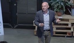 Mehmet Auf | Speaker Agency Inspiring Talks Performansı