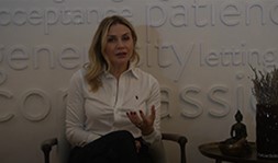 Öz Şefkat / Kendimize Karşı Nasıl Şefkatli Olabiliriz? | / Prof. Dr. Zümra ATALAY